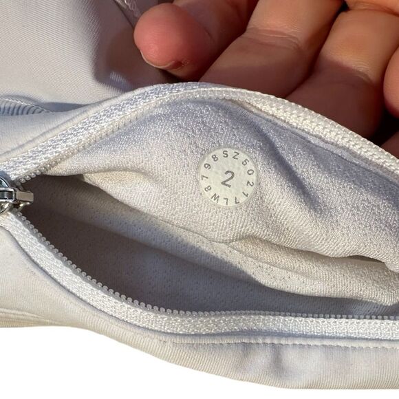 Lululemon Quick Pace Light Weight White & Light Gray Skirt Skort Size 2 - Picture 7 of 9